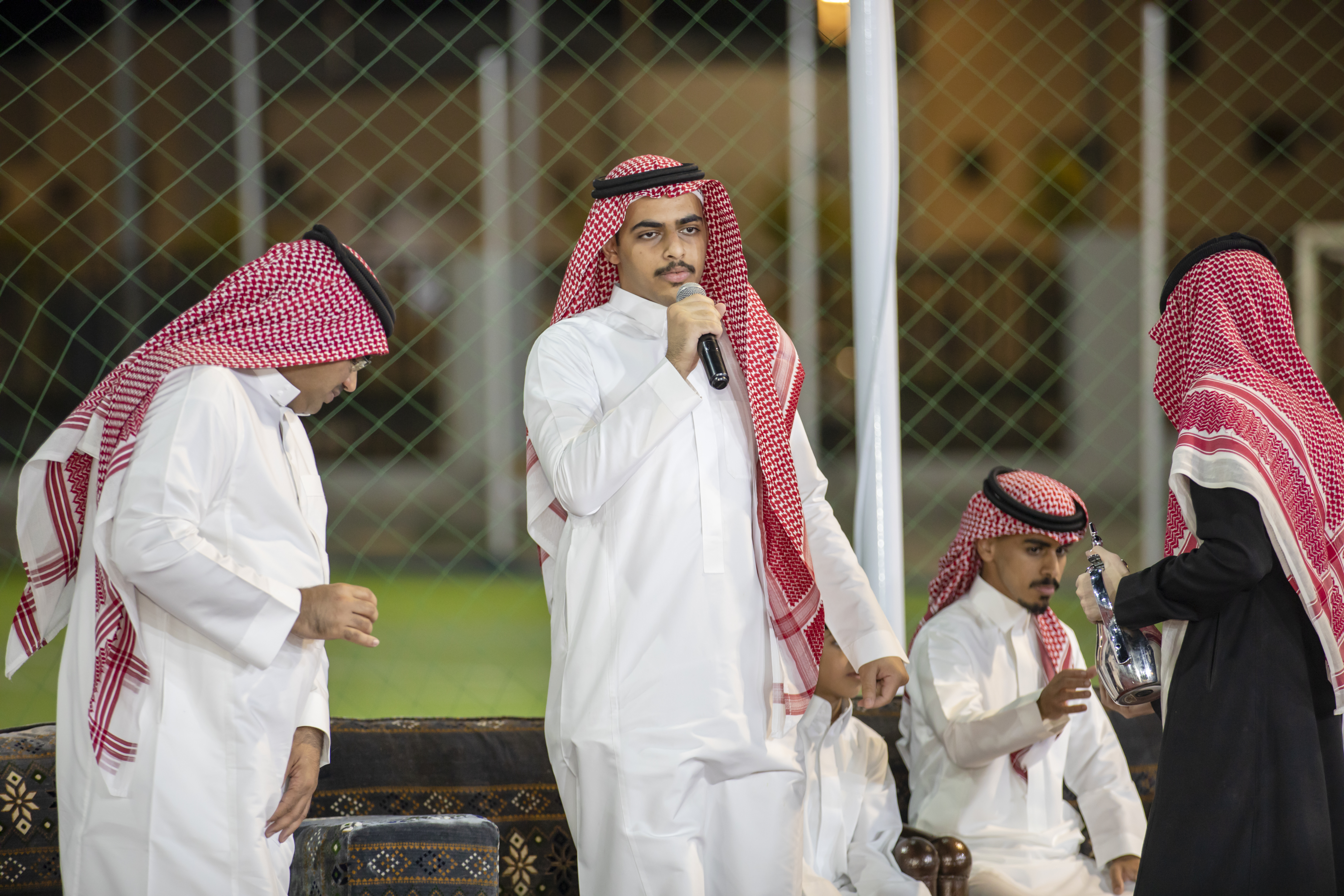 ٤  2F5A1233