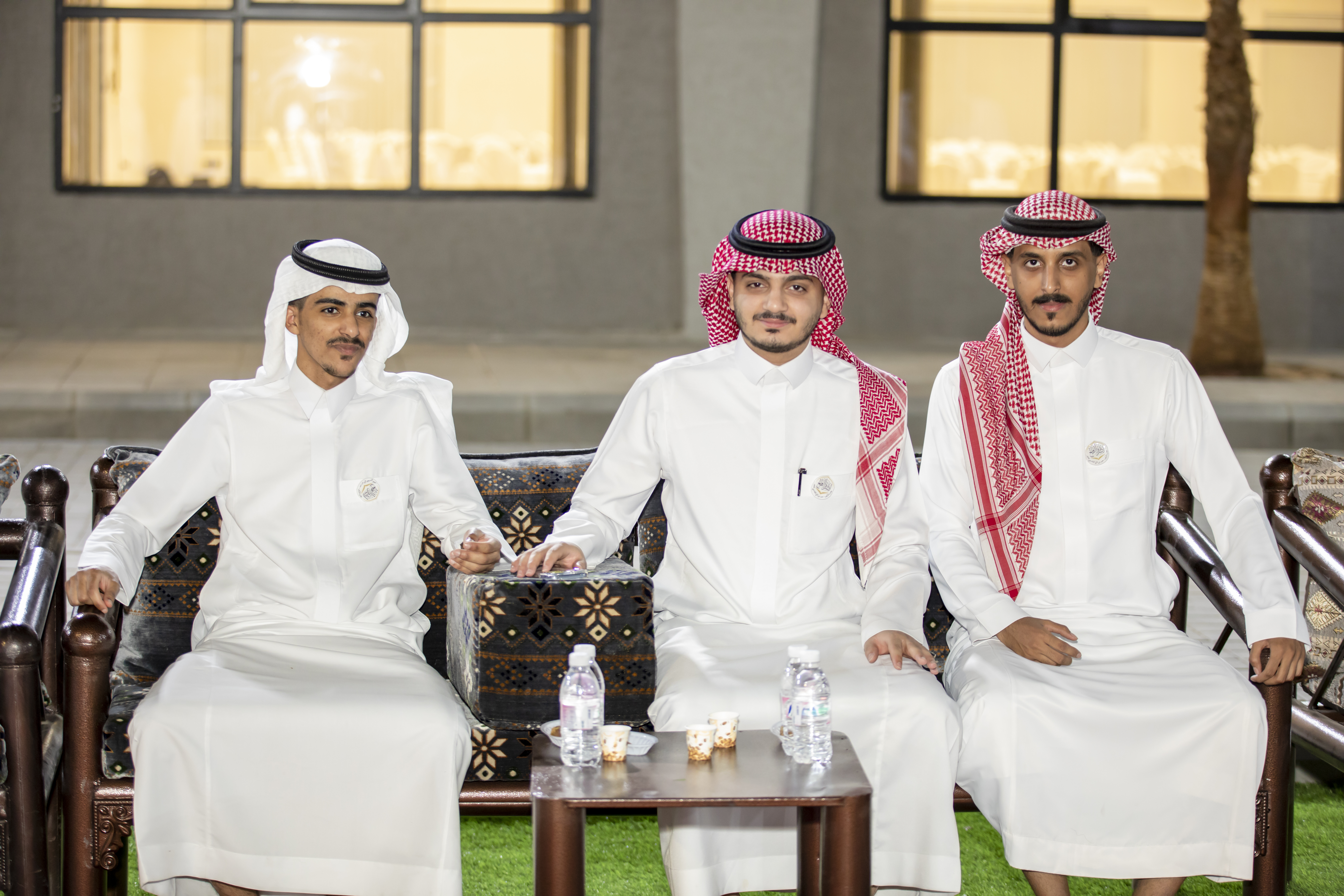 ٤  2F5A1128